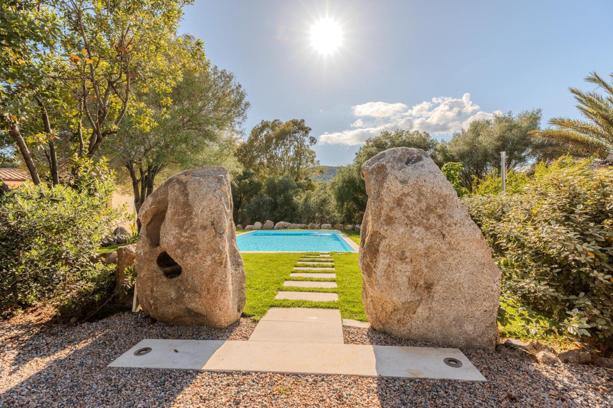 Stazzo San Teodoro Il Ginepro Piscina Condivisaアパートメント エクステリア 写真